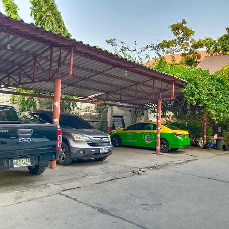 Banyan Resort Bangsaen Exterior photo